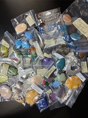 Lot of 40+ Assorted gemstone pendant beads and Murano glass pendants